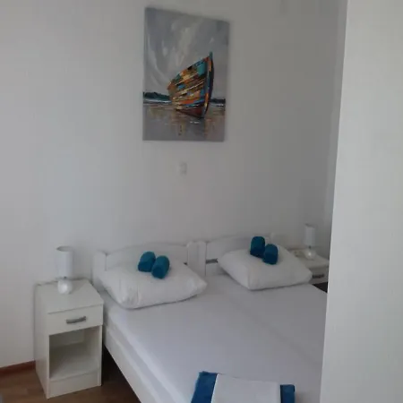 Nika Villa *